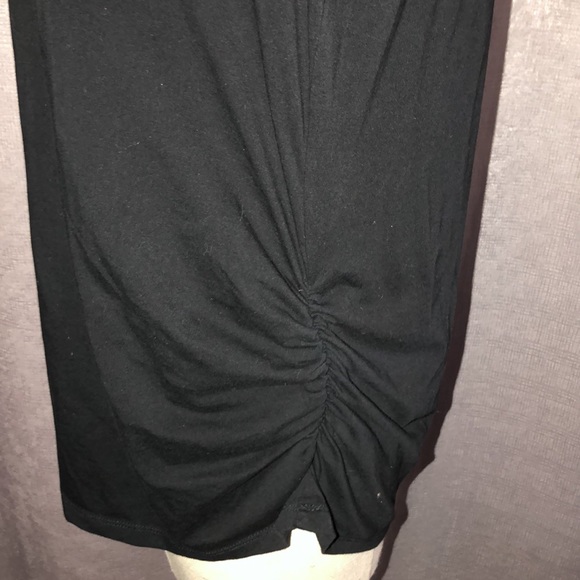 Old Navy Fitted Maternity top - Picture 4 of 6